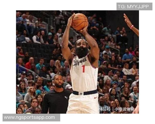 怀特谈最后防守策略：适时犯规或许是明智选择幸好哈登未能命中关键投篮