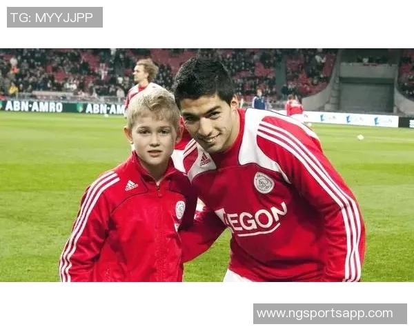 阿贾克斯现役青训阵容解析赫拉芬贝赫领衔德里赫特德容在列