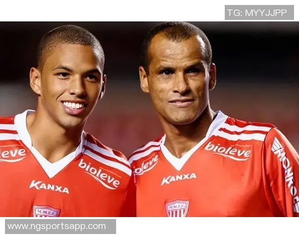 里瓦尔多之子里瓦尔迪尼奥正式加盟曼谷联队前青岛红狮球员新篇章开启