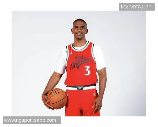 维拉纽瓦谈保罗离队后快船逆转局势的关键因素与影响 维拉纽瓦谈保罗离队后快船逆转局势的关键因素与影响