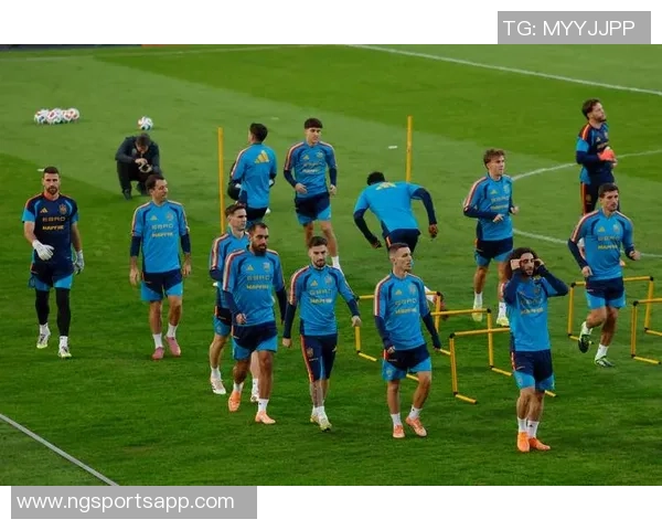 略伦特谈西班牙国家队战术明确性称踢球非常轻松 略伦特谈西班牙国家队战术明确性称踢球非常轻松